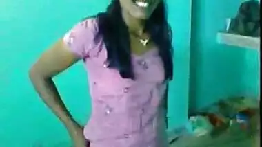 Sex with hot and dusky delhi maid secretly