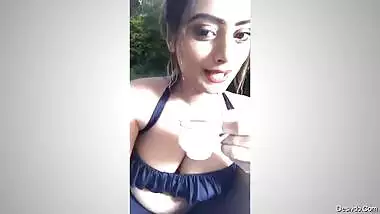 Twinkle Kapoor bikini girl