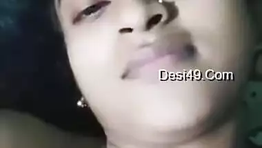 Cute Indian Girl Shows Her Boobs And Pussy