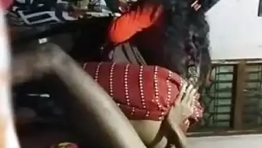 Wife arranges XXX show secretly making MMS video with the Desi man