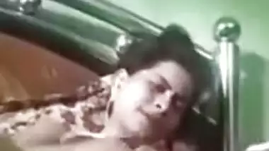 Bangladeshi Live Pussy Show Video On Selfie Cam