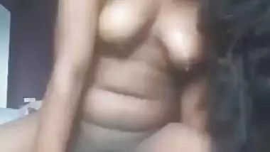 mallu girl masturbating fingering