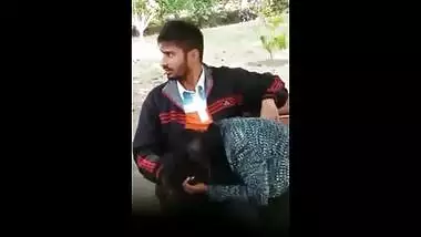 Bengaluru couple outdoor blowjob mms scandal leaked