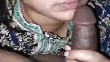 Indian Sexy College Girls BJ Part 2