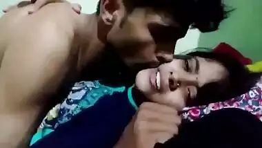 Horny Desi young couple in home sex act on cam