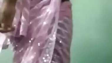 Sexy Indian Girl Play With Boobs