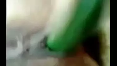 Pakistani sex video of Muslim bhabhi solo desi chudai