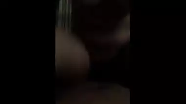 Marathi sex tape of big boobs college babe gone viral on net!