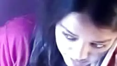 cute desi college girl in train slight rub scratch on boob-no nudity
