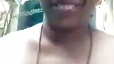 Tamil housewife video chatting 2
