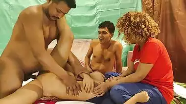 Xxxxxxsexi busty indian porn at Hotindianporn.mobi