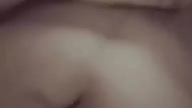 Hot Desi Girl Shows Her Boobs
