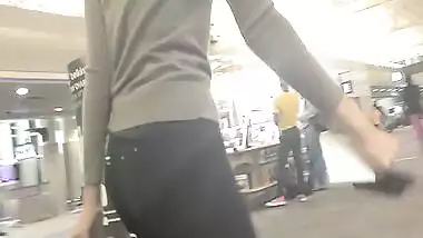 Candid coworker ass walking in tight pants