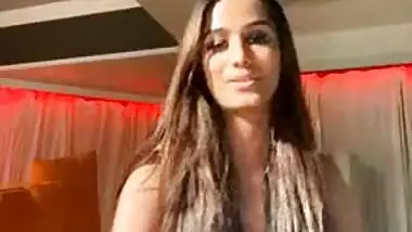 Full video of nude poonam pandey interview with fans