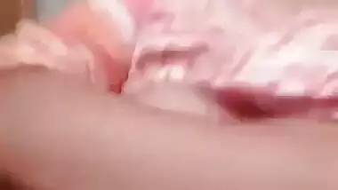 Indian sexy bhabhi Savita showing her boobs