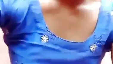 Desi bhabhi in blue suit showing her hairy pussy