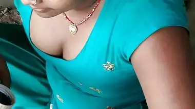 Desi village wife sexy boobs