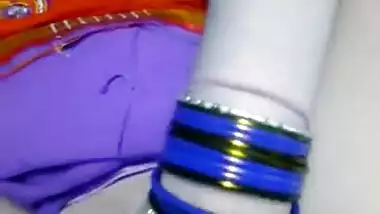 Desi Indian bhabhi fingering 
