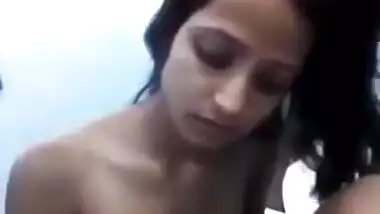 Desi girlfriend home sex with her bf MMS episode