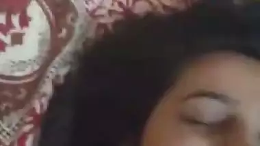 Beautiful Paki Girl Shaved Wet Pussy Fucking with Boyfriend & Cum on Face