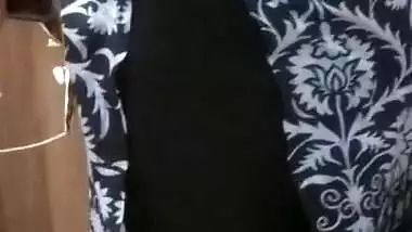 Candid indian busted sexy saree slit vpl booty jiggle