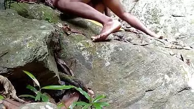 Mom Risky Outdoor Fucked By Stranger During Bath In River Public Sex