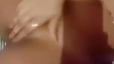 Sexy Srilankan girl nude MMS video