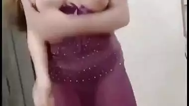 Sobia Strip Tease Nude Dance