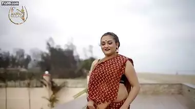 Dolon with her Red Color Georgette Saree – Fashion Ullas