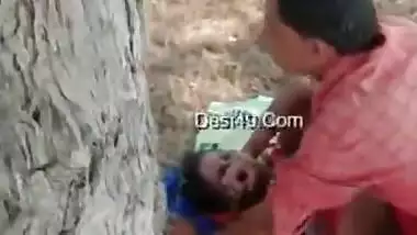 Desi village aunty caught fucking in khet