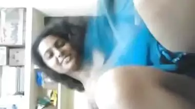Indian wife masturbating and fingering