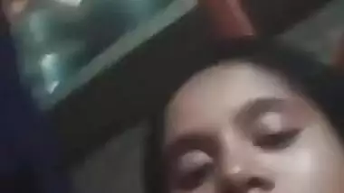 Bangla village girl pink pussy showing viral clip