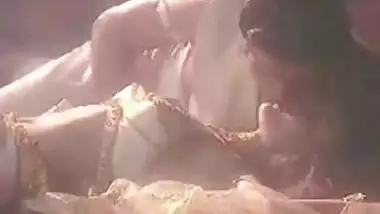 indian rakhi in kamasutra kissing hot