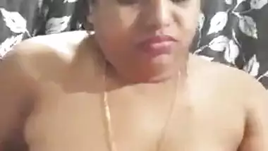 Homely wife nude MMS video goes live on the internet