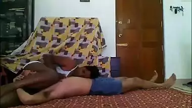 Tanned Desi woman during chudai on floor dominates hubby using XXX legs
