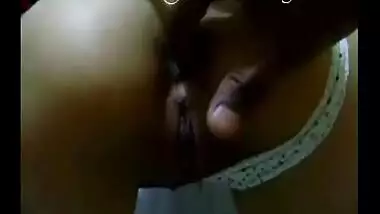 Fingering Girl’s Asshole to make her Anal Sex Ready