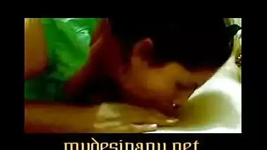 Mumbai office assistant fucked by her boss mms