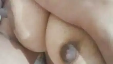Super horny desi bhabhi boobs showing part 2