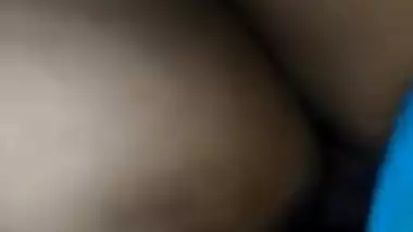 Real indian XXX sex! Desi girlfriend hairy pussy fucked
