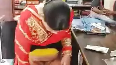 Sexy Indian Shemale Showing Pussy Publicly