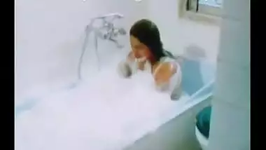 Bath Tub Bubble Video