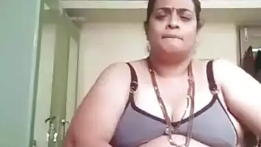 Horny Desi Bhabhi Boobs Sucking and Fingering