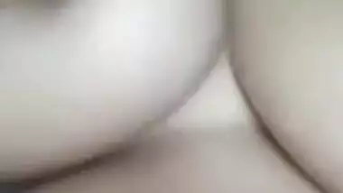 Big boob Desi girl sucking her boobies