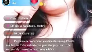 Desi hot bhabi show pussy