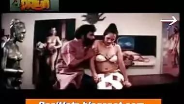 desi slim cute girl hot sex with painter in mallu masala movie