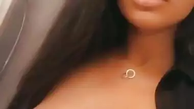 Hot figured Tamil model girl nude selfie video