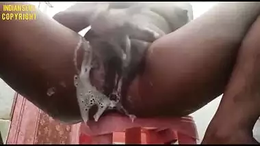 Desi bhabhi taking shower showing big boobs wet pussy