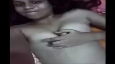 hot girl rubbing her pussy & playing with boobs