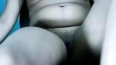 Indian sexy girl friend mastarbating on webcam