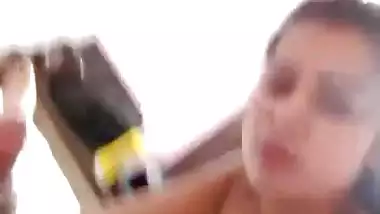 Sexy 19-year-old college girl’s Indian sex MMS from hotel